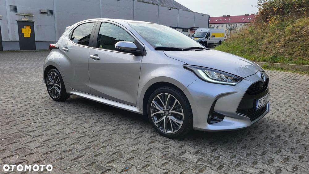 Toyota Yaris Hybrid 1.5 Executive - 11