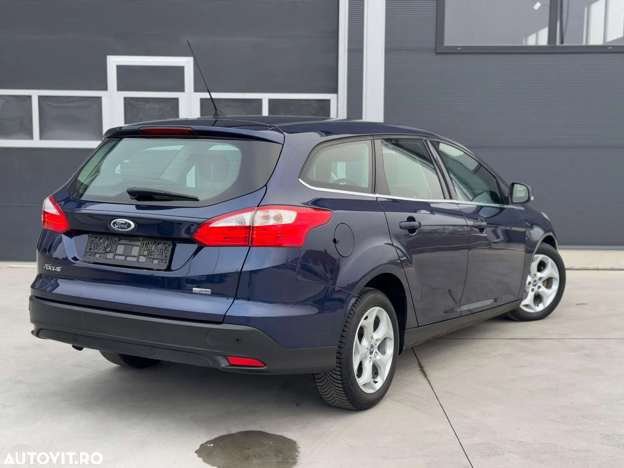 Ford Focus 1.6 TDCi ECOnetic 88g Start-Stopp-System Titanium - 3