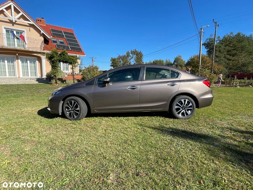 Honda Civic 2015 photo 4