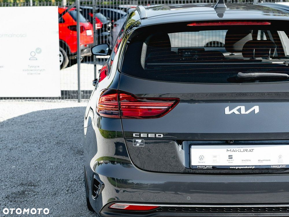 Kia Ceed 1.5 T-GDI M DCT - 11