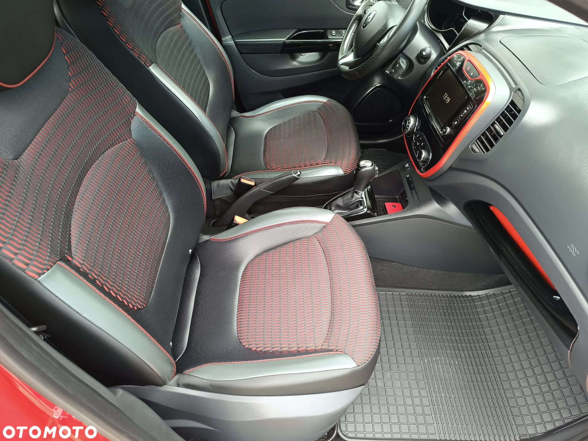 Renault Captur 1.2 TCe Intens EDC - 33