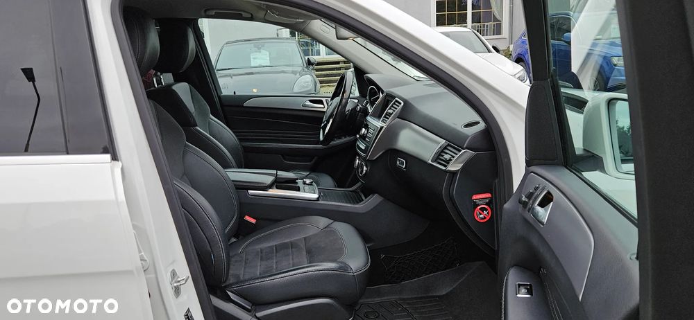 Mercedes-Benz ML 250 BlueTec 4-Matic - 15