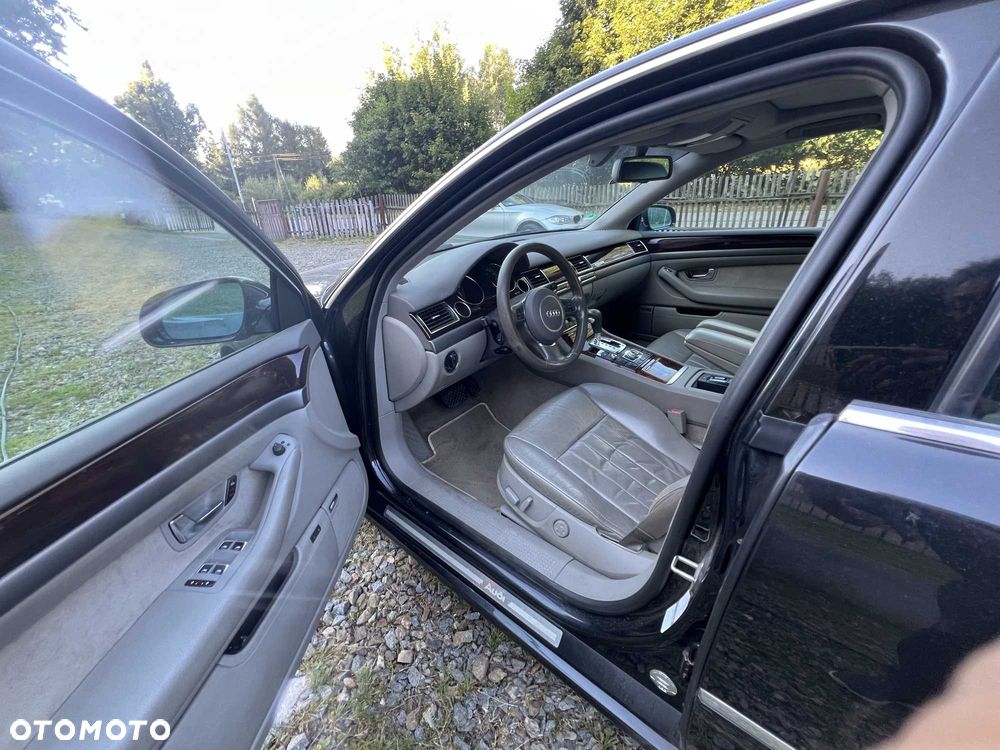 Audi A8 - 5