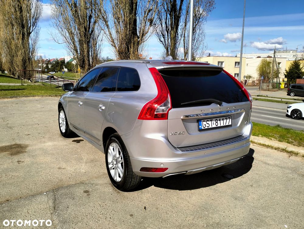 Volvo XC 60 T5 Geartronic Kinetic - 13