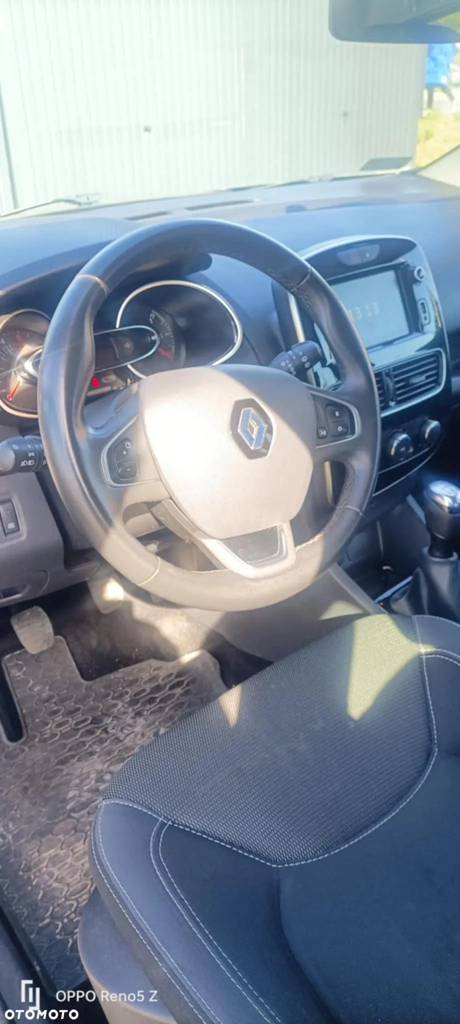 Renault Clio (Energy) dCi 90 Start & Stop INTENS - 11