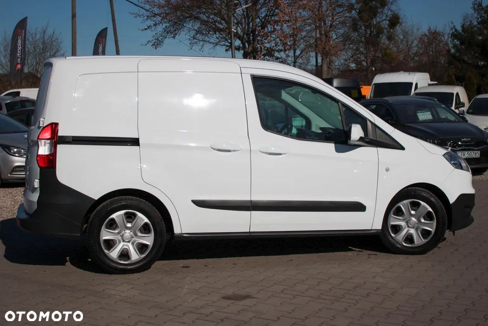 Ford Transit Courier - 7