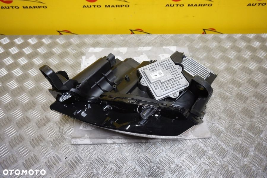 JEEP GRAND CHEROKEE 2014- REFLEKTOR LAMPA XENON PRAWA USA - 14