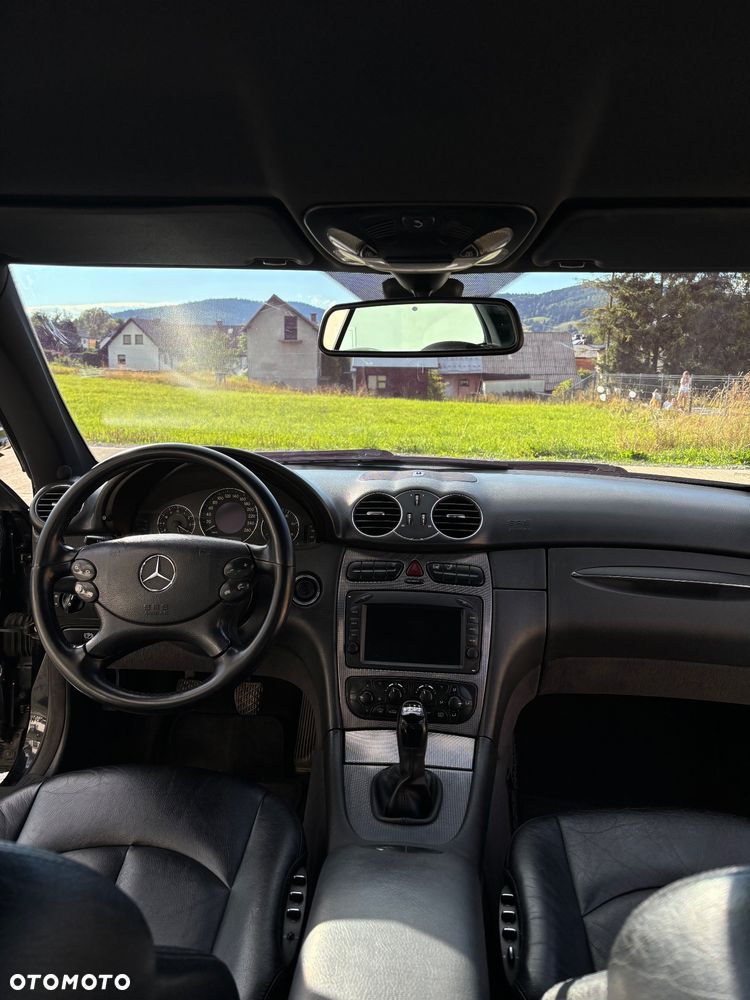 Mercedes-Benz CLK 270 CDI Avantgarde - 8