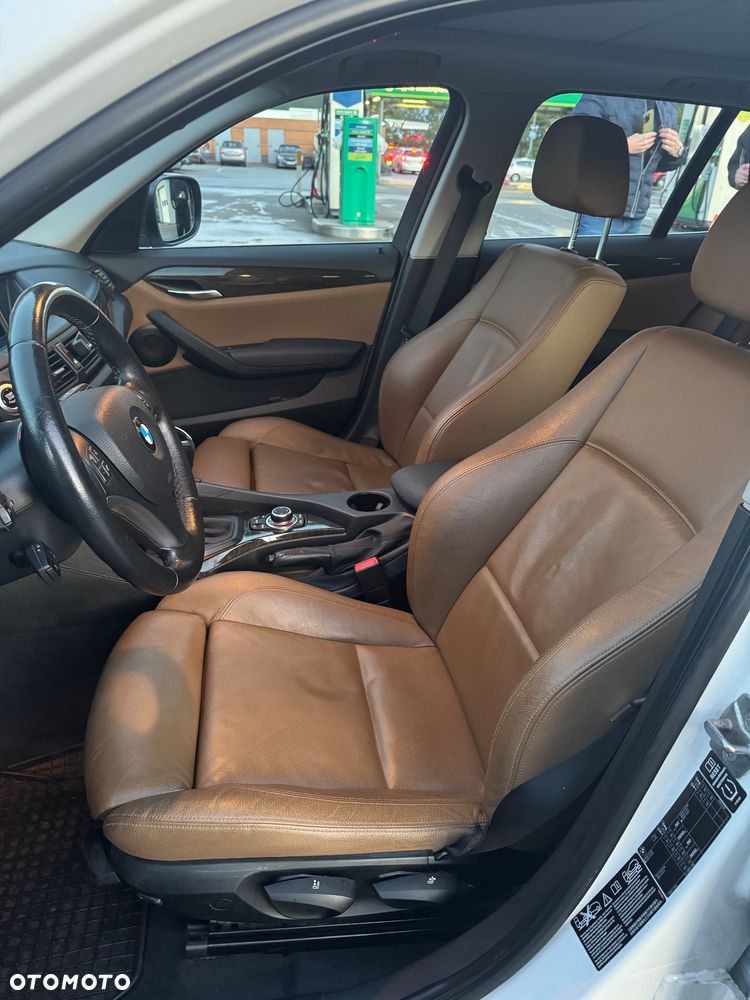 BMW X1 xDrive23d - 14