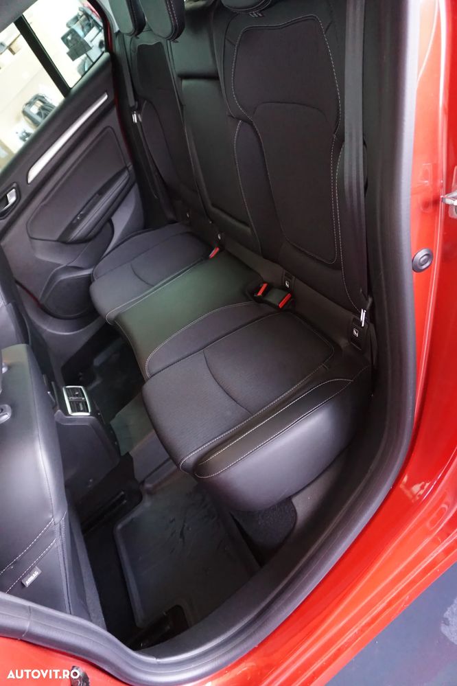 Renault Megane BLUE dCi 115 Techno - 22