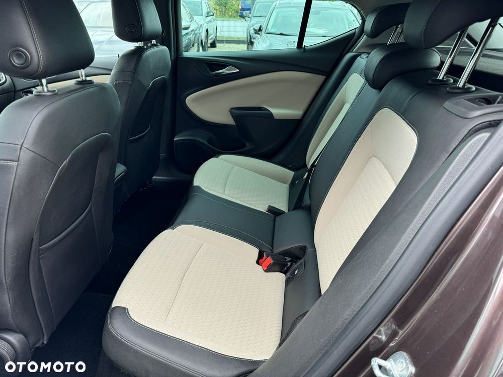 Opel Astra - 20
