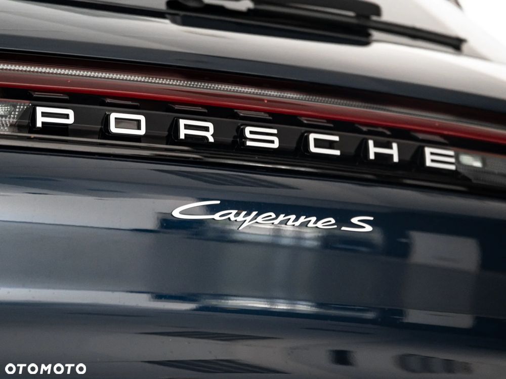 Porsche Cayenne - 10