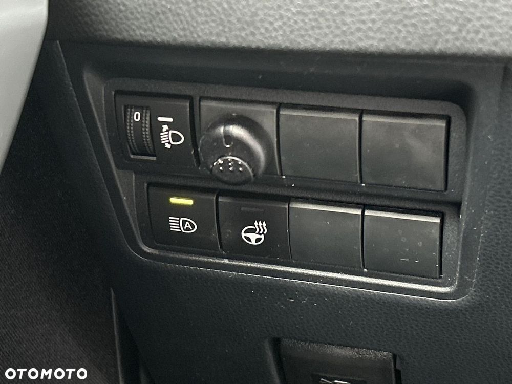 Toyota Yaris Hybrid 1.5 Style - 24