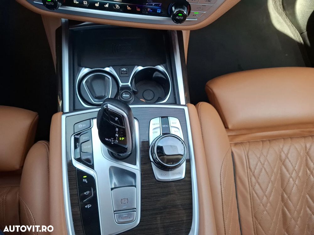 BMW Seria 7 - 23