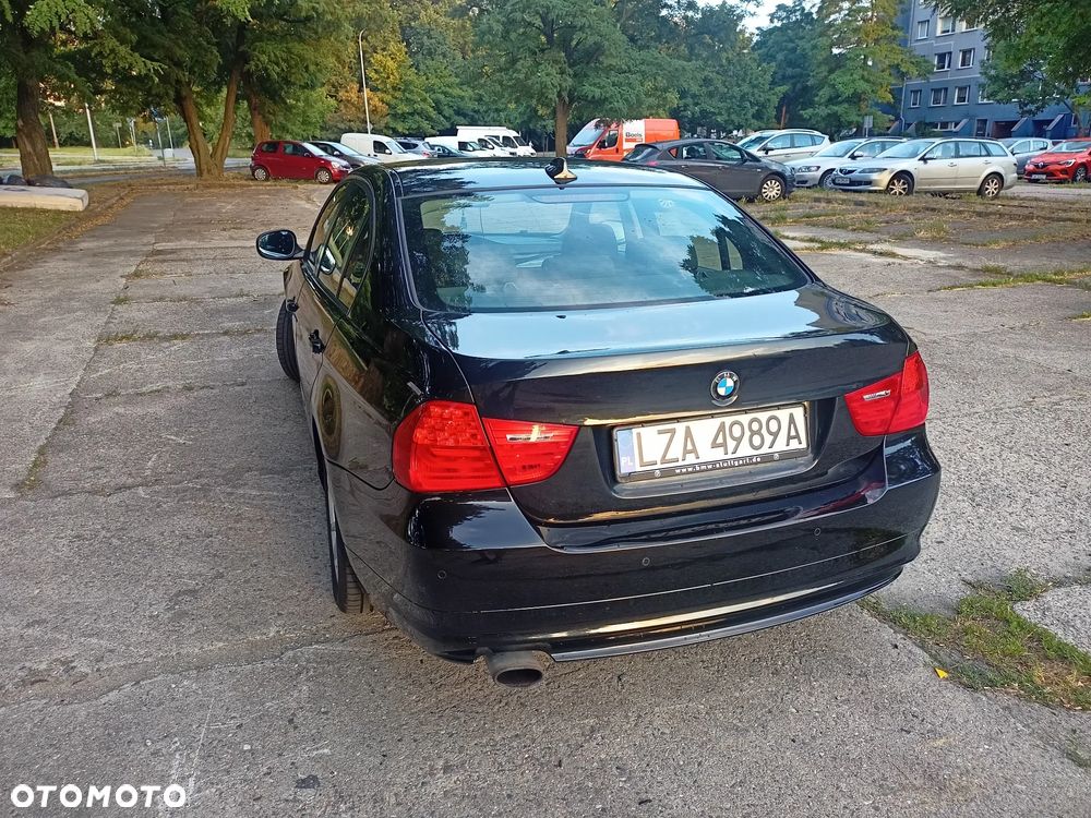 BMW Seria 3 320i - 7