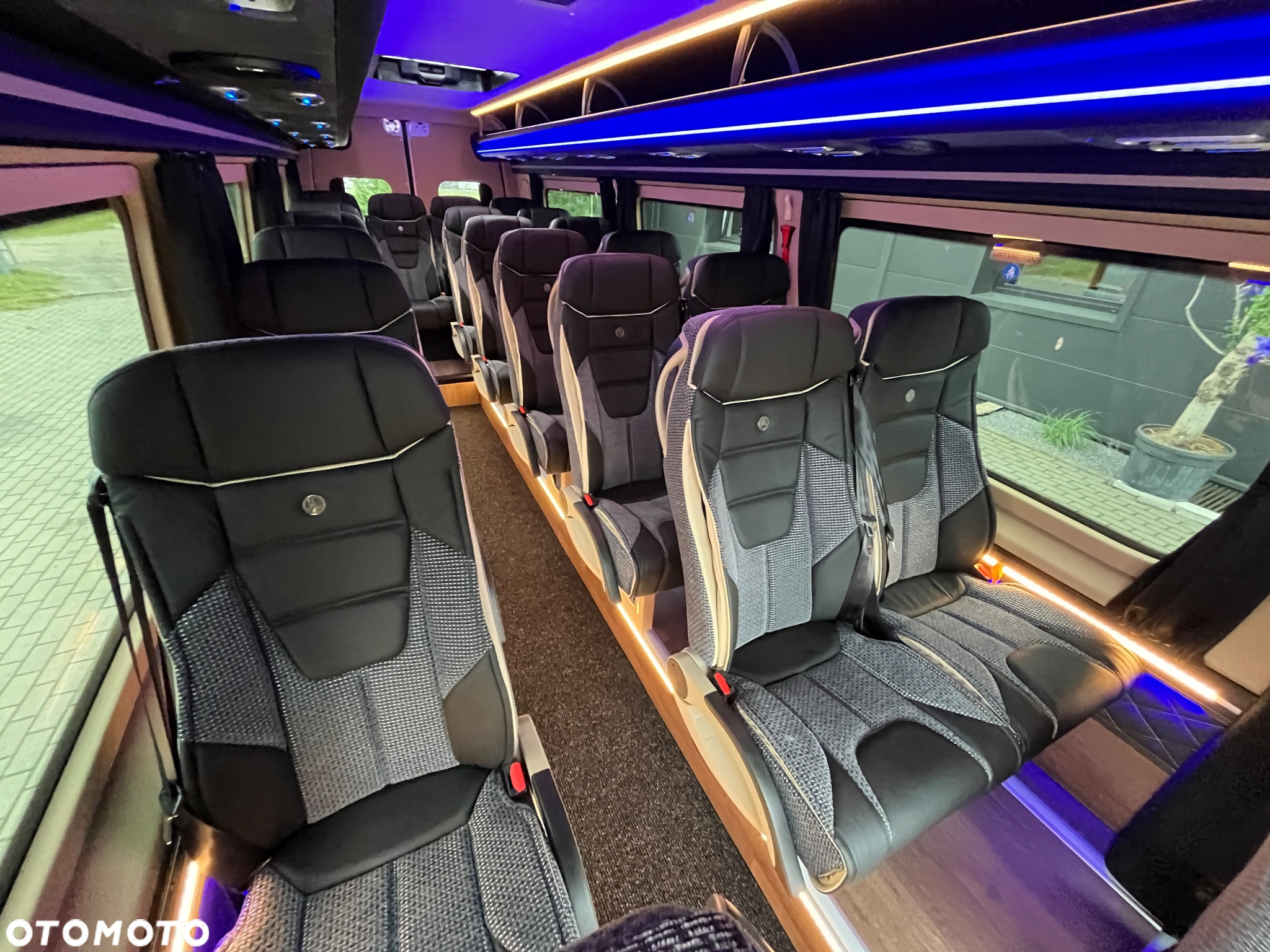 Mercedes-Benz Sprinter 519 - 15