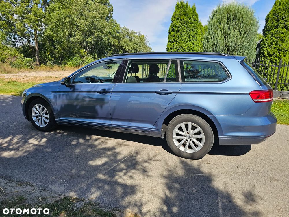 Volkswagen Passat 2.0 TDI (BlueMotion Technology) Trendline - 32