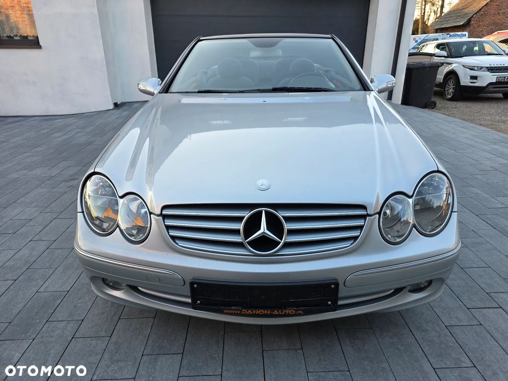 Mercedes-Benz CLK - 22