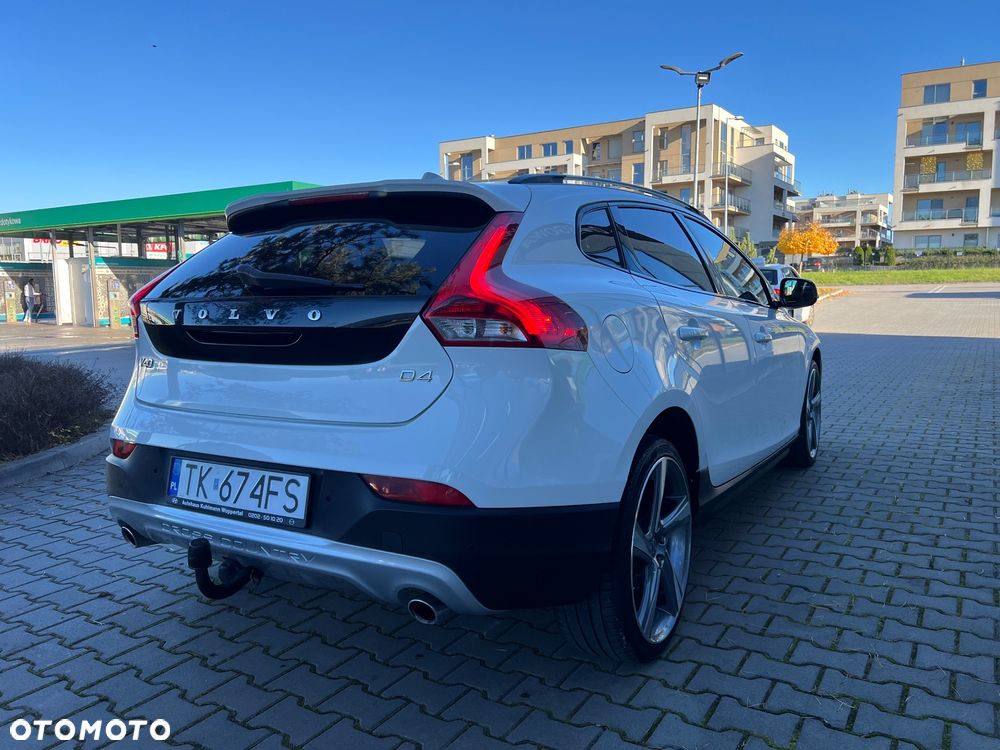 Volvo V40 D4 Momentum - 8