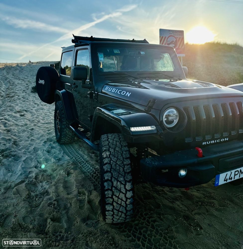 Jeep Wrangler - 1