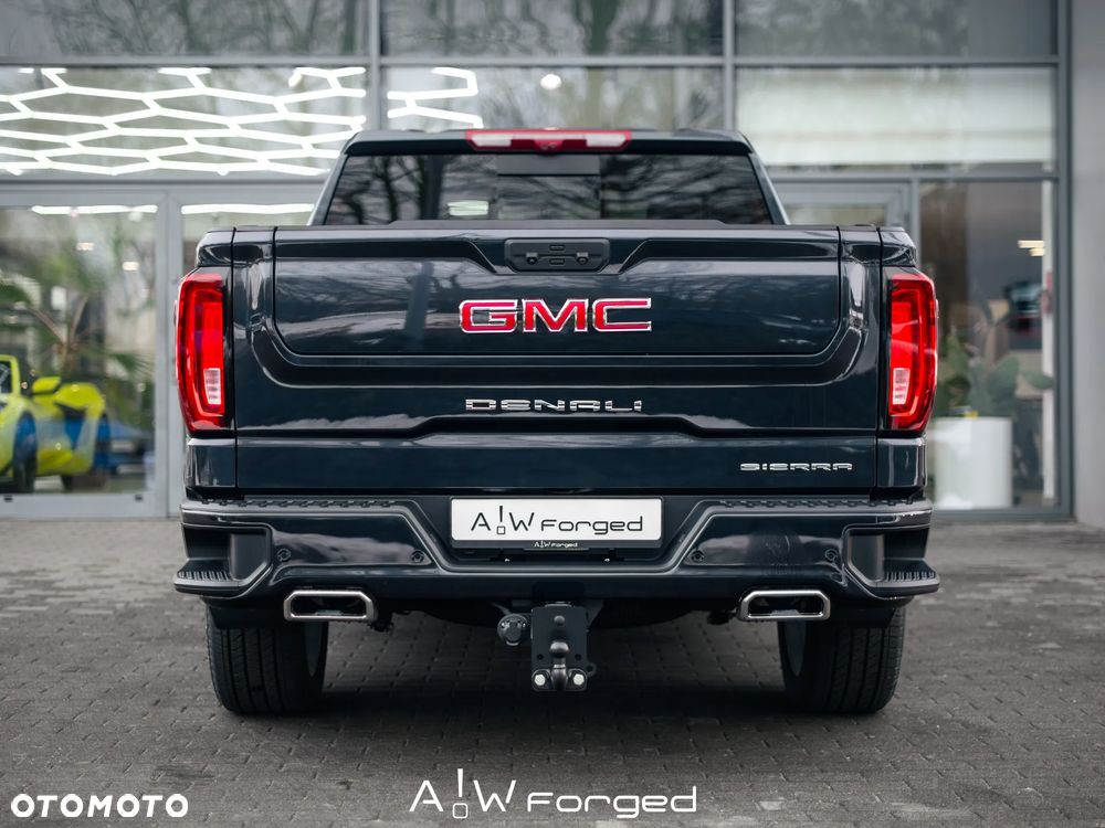 GMC Sierra - 9