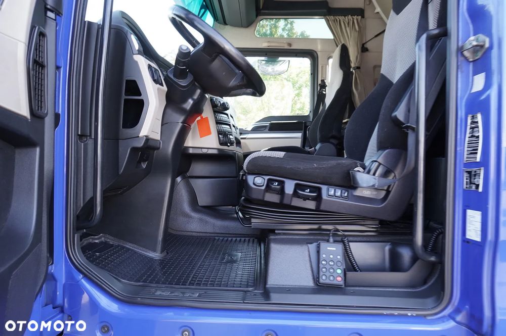 MAN TGX 26.500 E6 XXL / Schmitz 19 palet / Thermoking / oś skrętna_203562 - 10