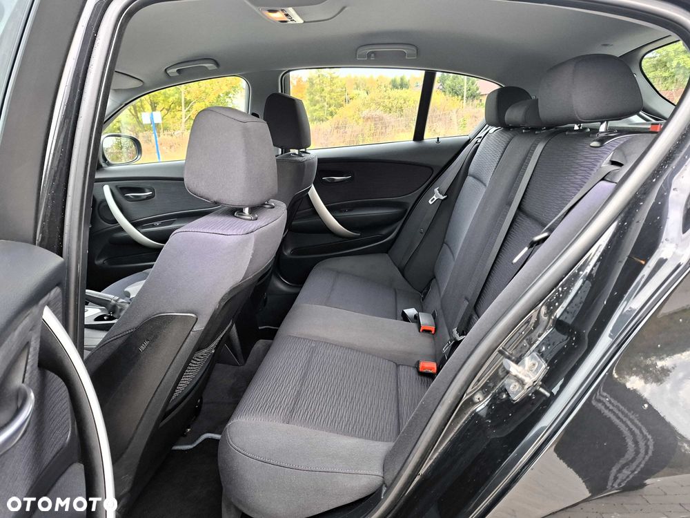 BMW Seria 1 - 10