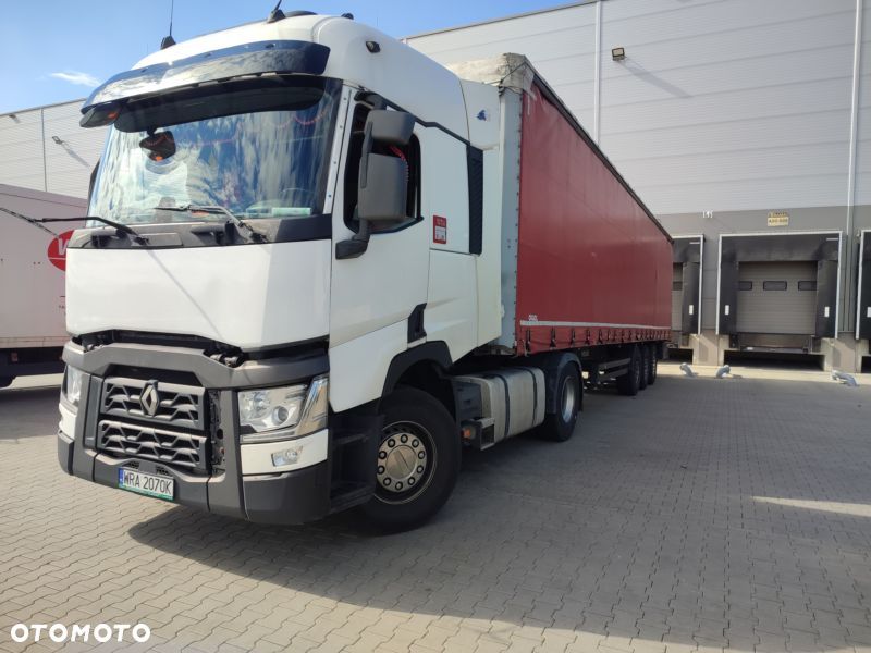 Renault Range 460T - 1
