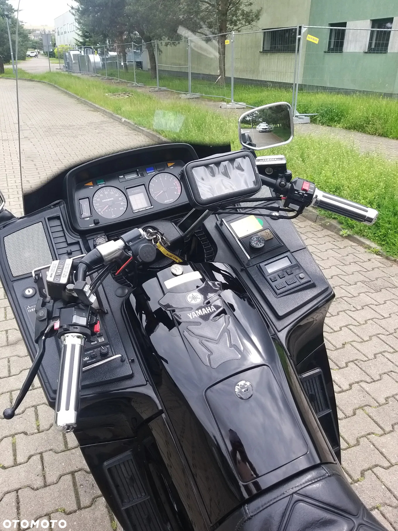 Yamaha XVZ - 19