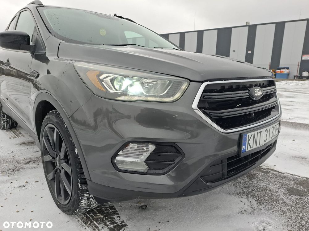 Ford Kuga - 23