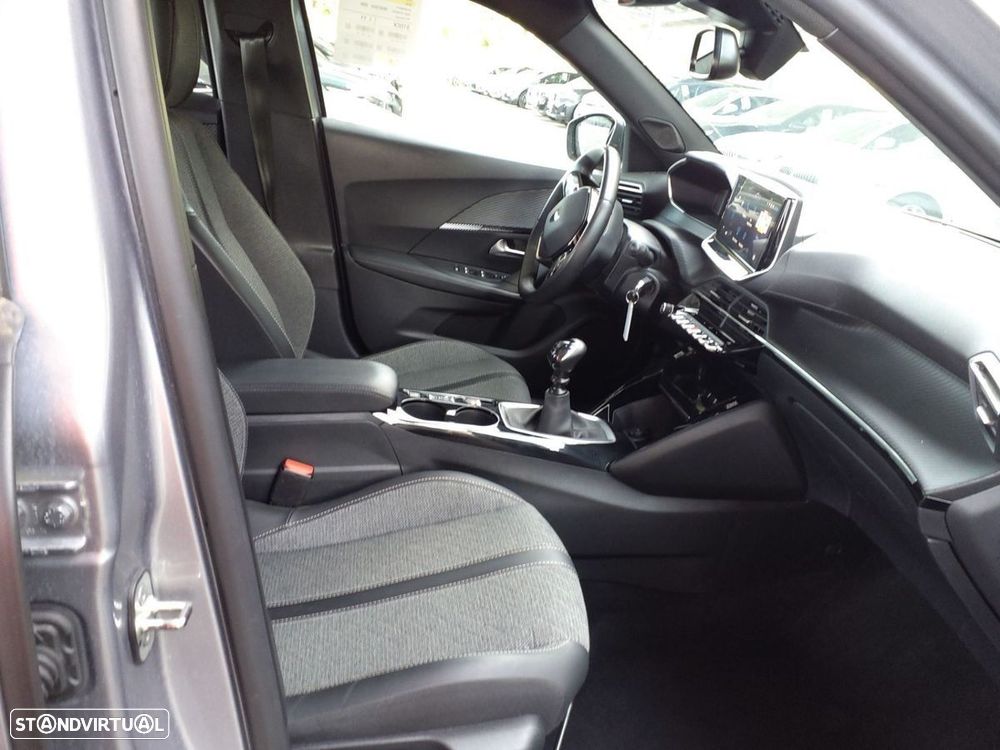 Peugeot 2008 1.2 PureTech Allure Pack - 3