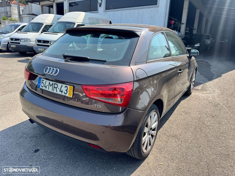 Audi A1 1.6 TDI Attraction - 2