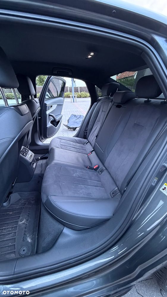 Audi A4 Limousine 35 TFSI S tronic S line - 14