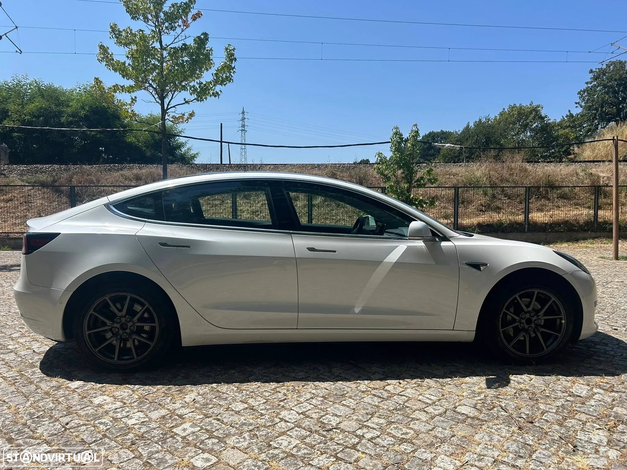Tesla Model 3 Standard Range Plus RWD - 5