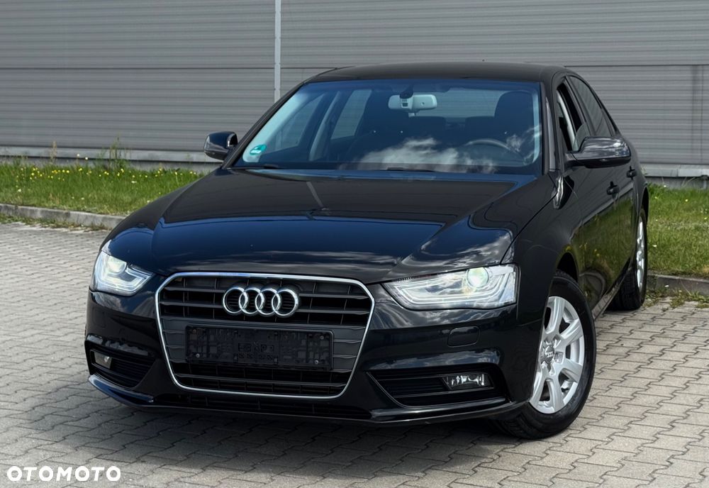 Audi A4 Limousine - 19