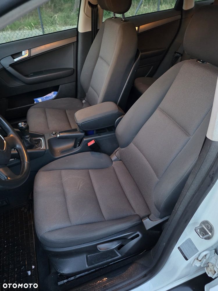Audi A3 Sportback 1.6 TDI DPF Attraction - 13