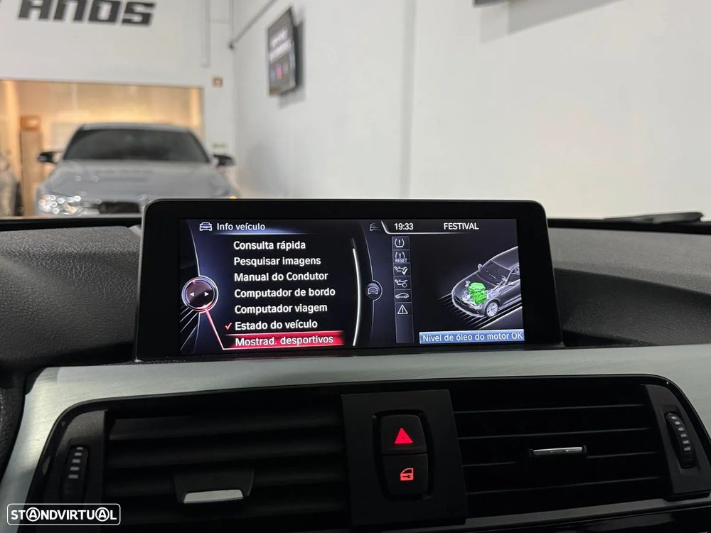 BMW 320 d Touring Pack M - 24