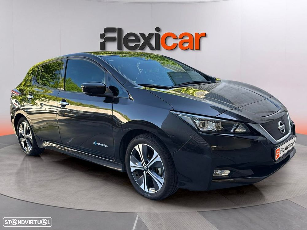 Nissan Leaf - 1