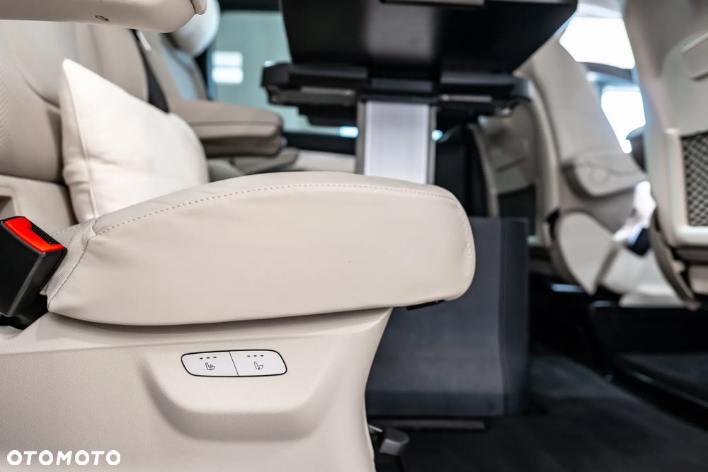 Mercedes-Benz Klasa V 300 d 4-Matic 9G-Tronic Exclusive (d³ugi) - 36