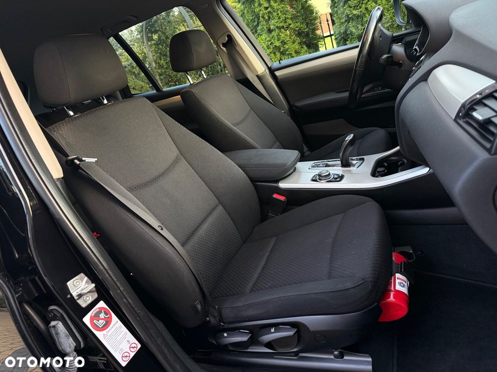 BMW X3 xDrive20d - 28