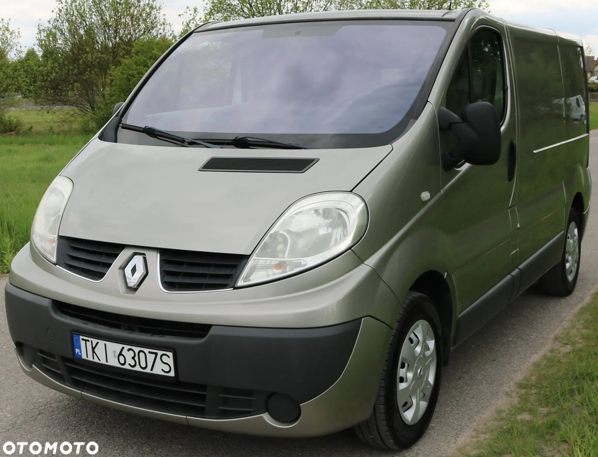 Renault Trafic - 1