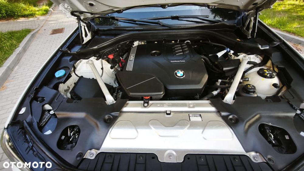 BMW X3 xDrive30i - 9