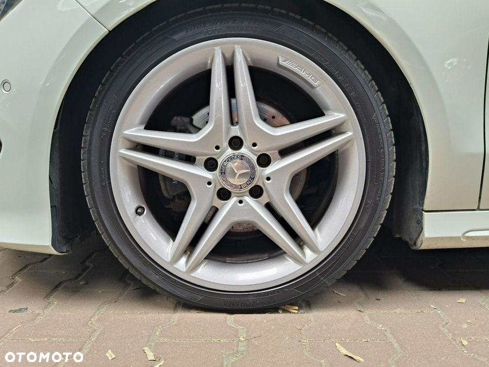 Mercedes-Benz CLA 180 7G-DCT AMG Line - 11