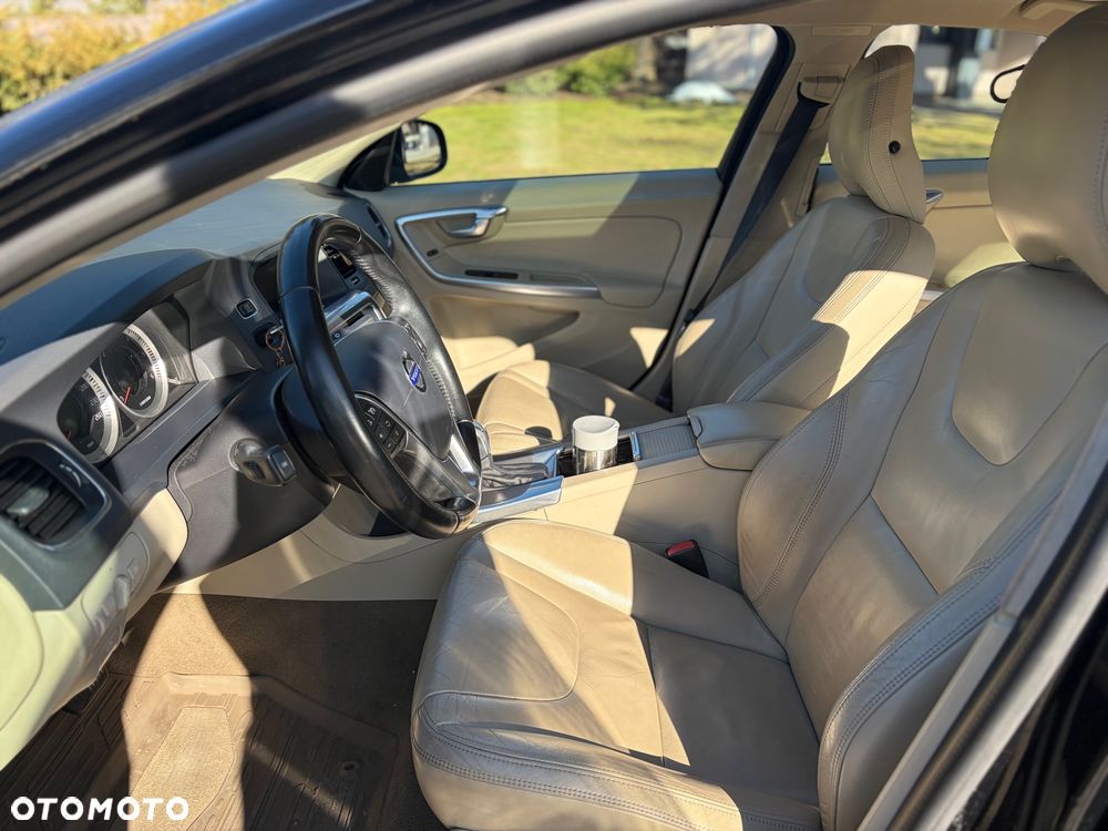 Volvo S60 D4 Geartronic - 6