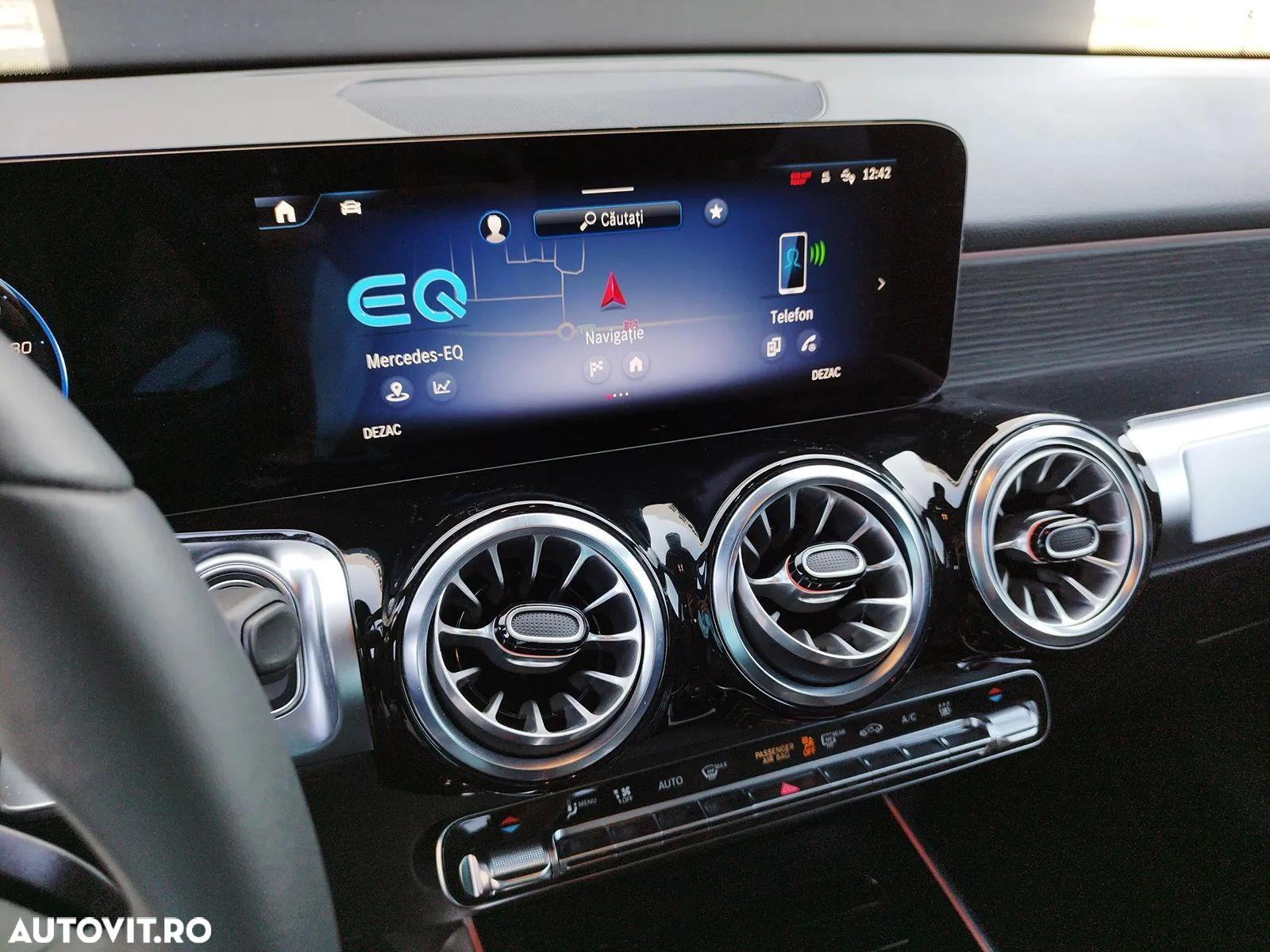 Mercedes-Benz EQB 300 4MATIC - 22