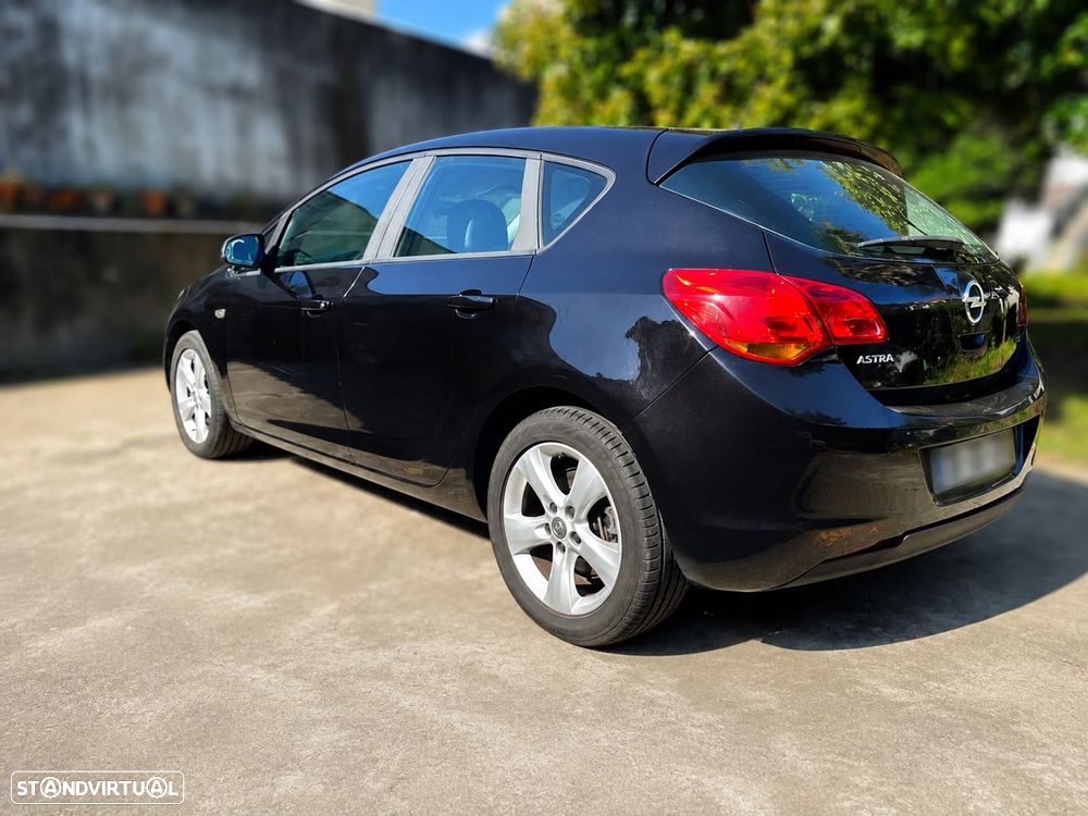 Opel Astra 1.7 CDTI Cosmo ecoFLEX - 3