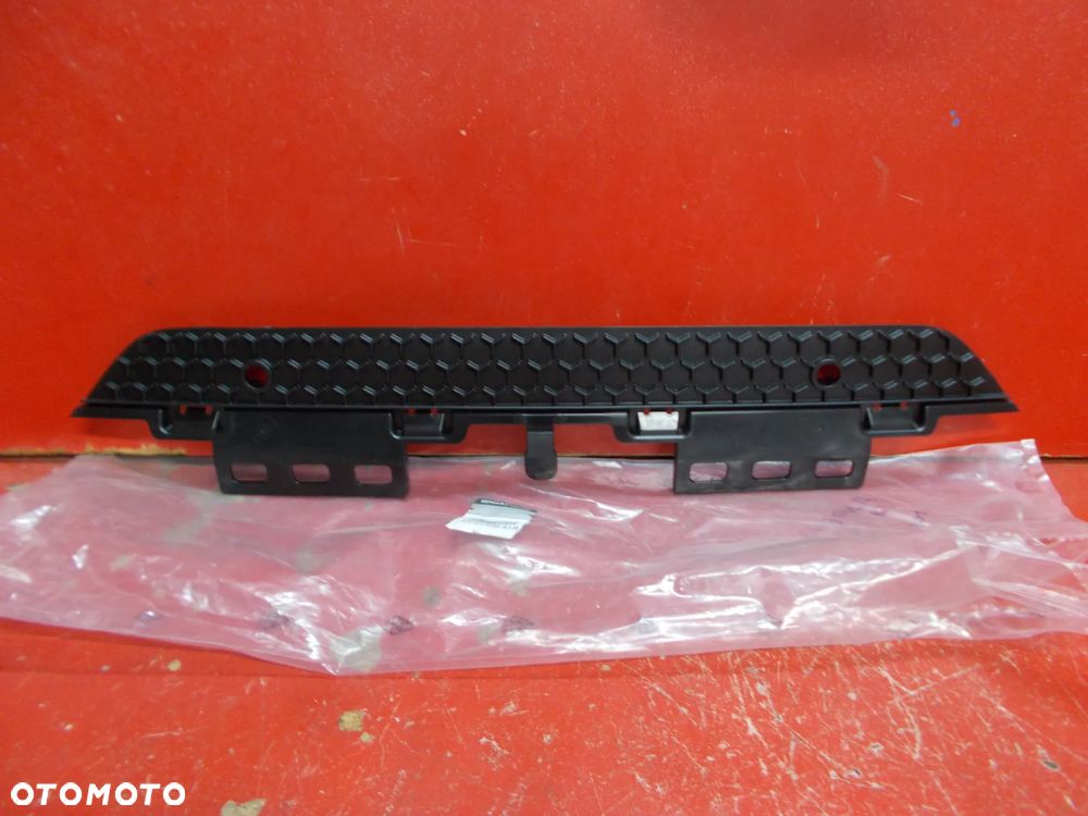 RENAULT MEGANE IV GT KRATKA LISTWA ZDERZAKA TYŁ 850703851R - 1