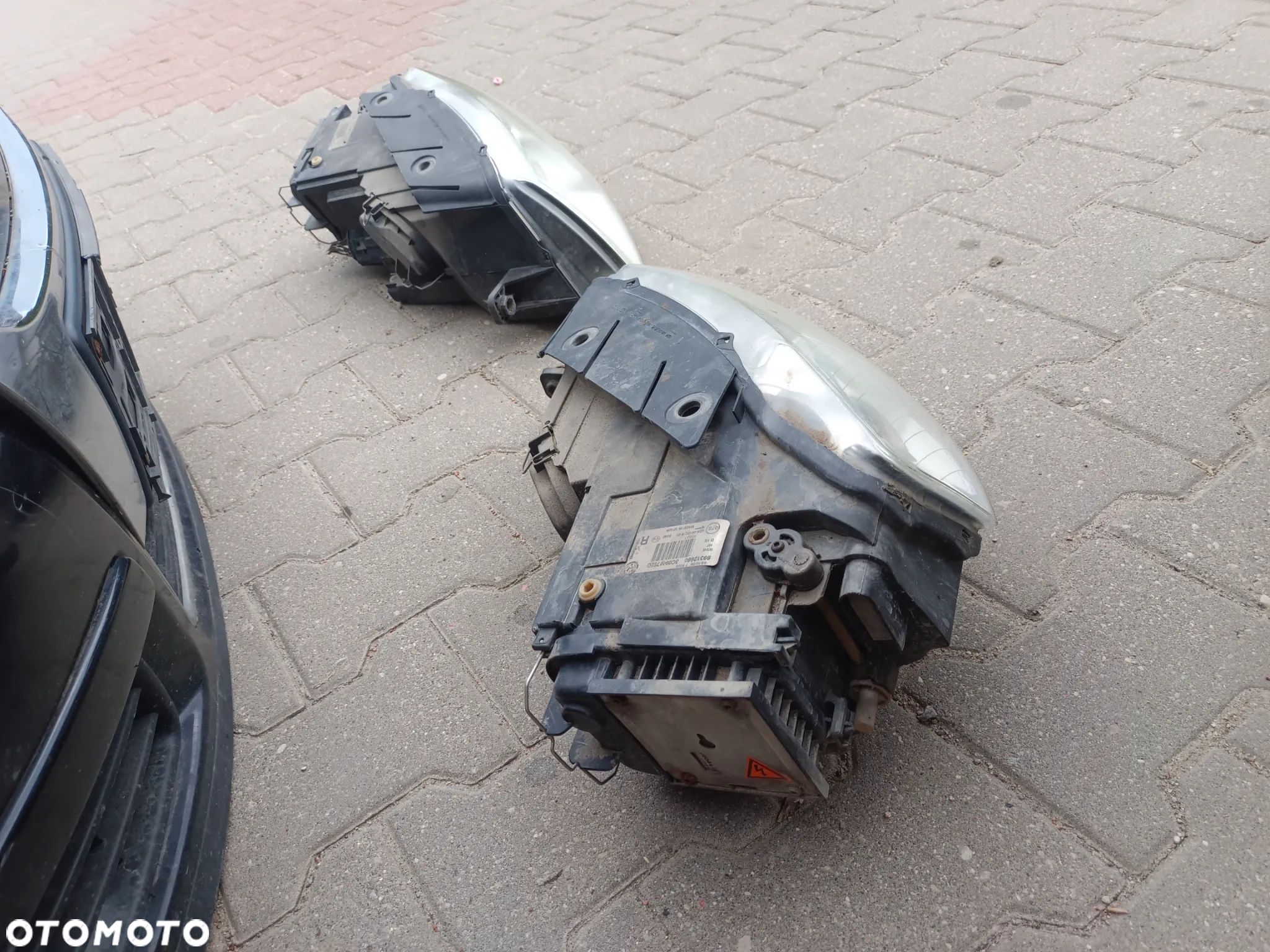 VW Passat B6 lampa prawa lewa przód przednia BI Xenon skrętny - 2