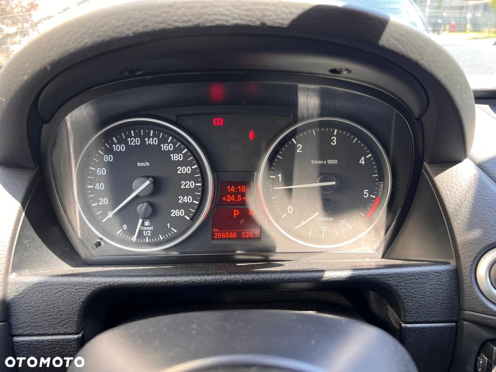 BMW X1 xDrive20d - 13