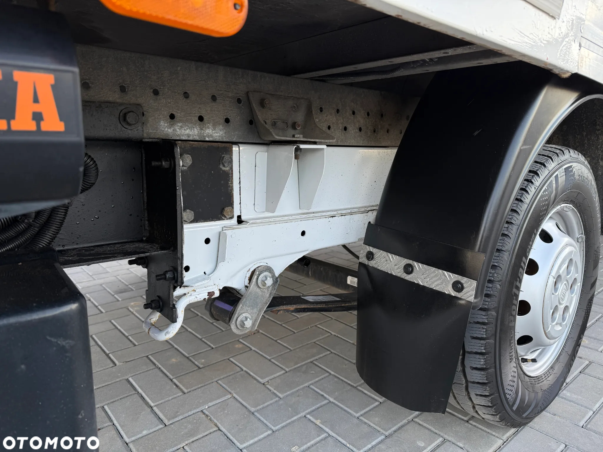Fiat Ducato 2.3 150KM / Kontener 4,2m 8EP + Winda Dhollandia 750kg / 199.700KM / ZAREJESTROWANY W PL - 16